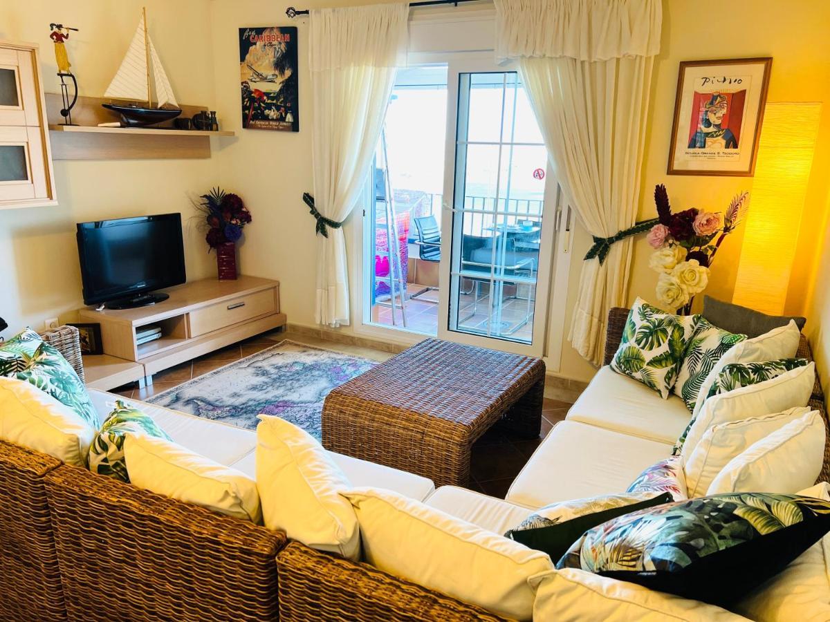 Marina II Apartment Уэльва Экстерьер фото